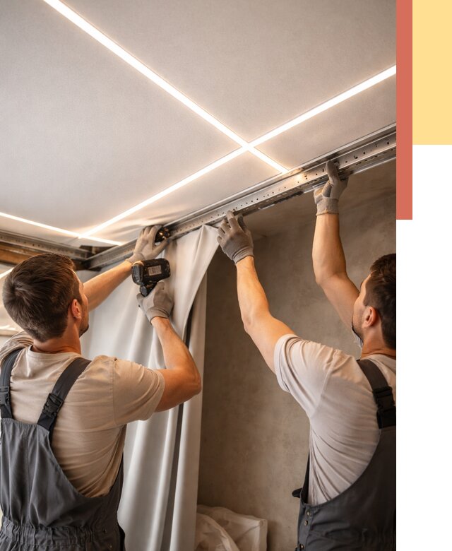 Монтаж натяжного потолка со световыми линиями в Нижневартовске от 1243 руб. | ОТДЕЛОЧНИК-Нжт